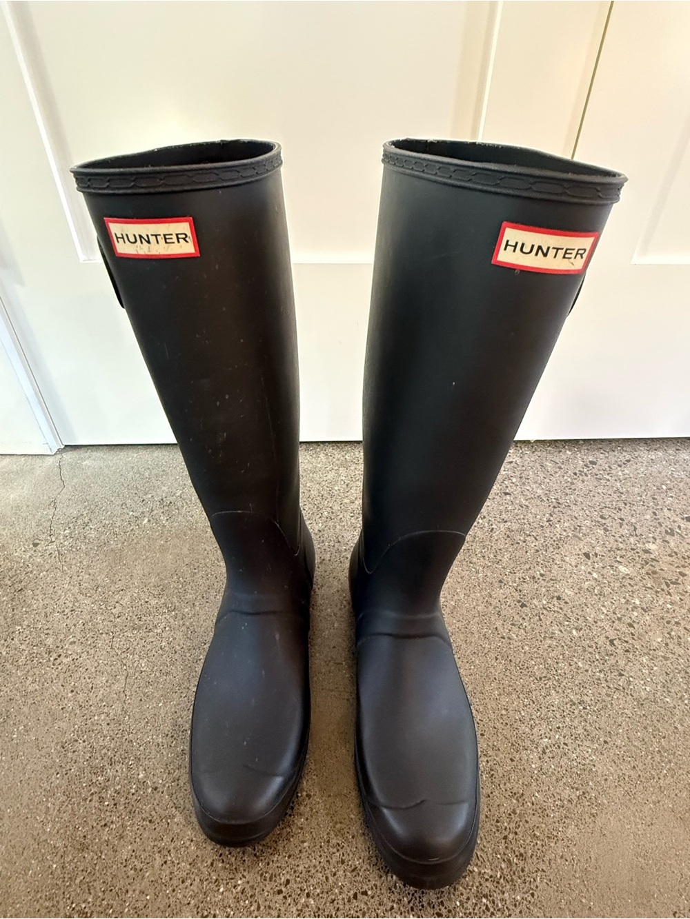 Hunter Men’s Tall Black Rubber Rain Boots